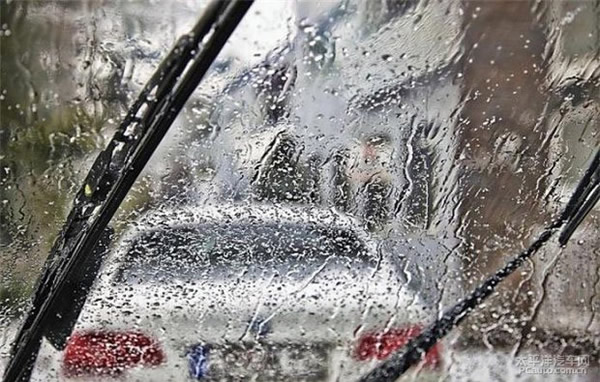 科目二、科目三遇到下雨天應(yīng)該怎樣做？考試順利會(huì)通過(guò)