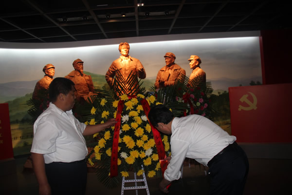 隴運(yùn)集團(tuán)公司黨委開(kāi)展“不忘初心、牢記使命”紀(jì)念建黨98周年主題黨日活動(dòng)