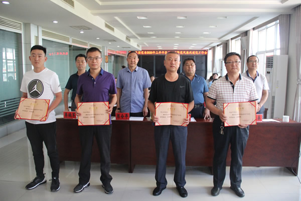 隴運集團公司黨委召開2020年上半年基層黨建暨黨風廉政建設(shè)工作會議