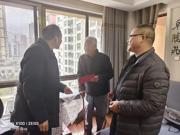 隴運(yùn)集團(tuán)公司開展春節(jié)走訪慰問活動